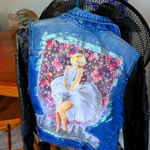 Blue jean with leather arms